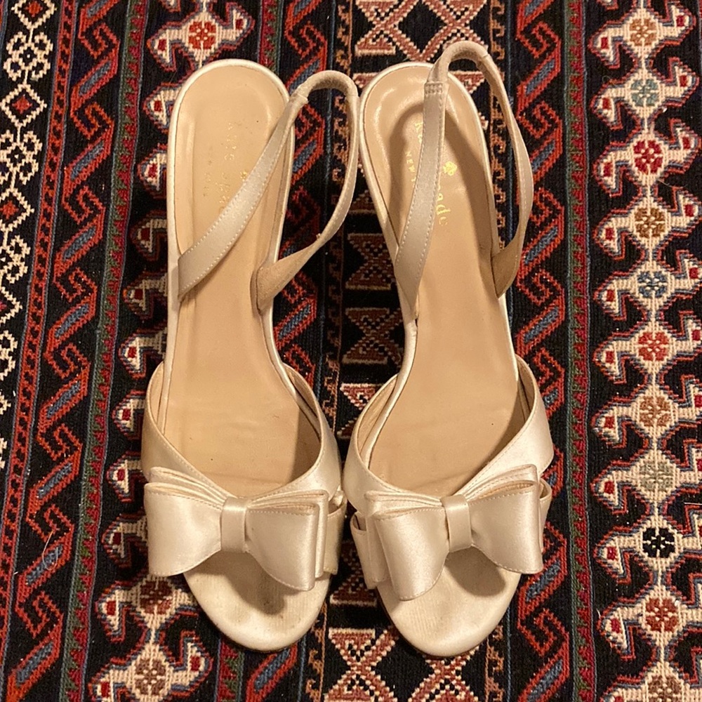 Wedding shoes! Bow accent open toe satin slingback stilettos in ivory